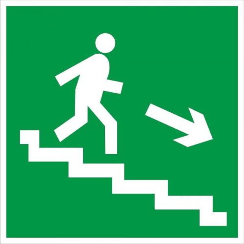 Знак Е 13 Направление к эвакуационному выходу по лестнице вниз (правосторонний)